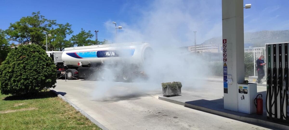 ŠTO SE DOGODILO NA KOPILICI? 'Zadimilo' iz cisterne, vatrogasci bili na mjestu događaja