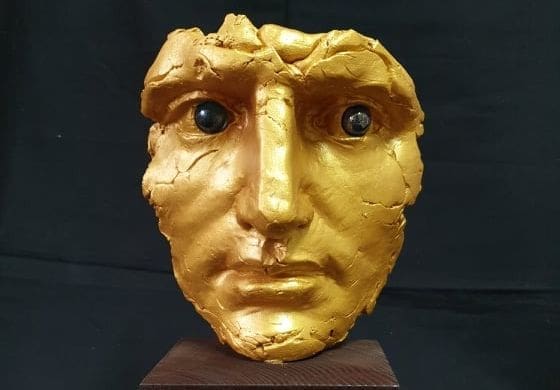 Mladi umjetnik predstavlja izložbu u Omišu: Fragmenti 2: "Otkrivaju robusnost lika kojim umjetnik repetitivno manipulira"