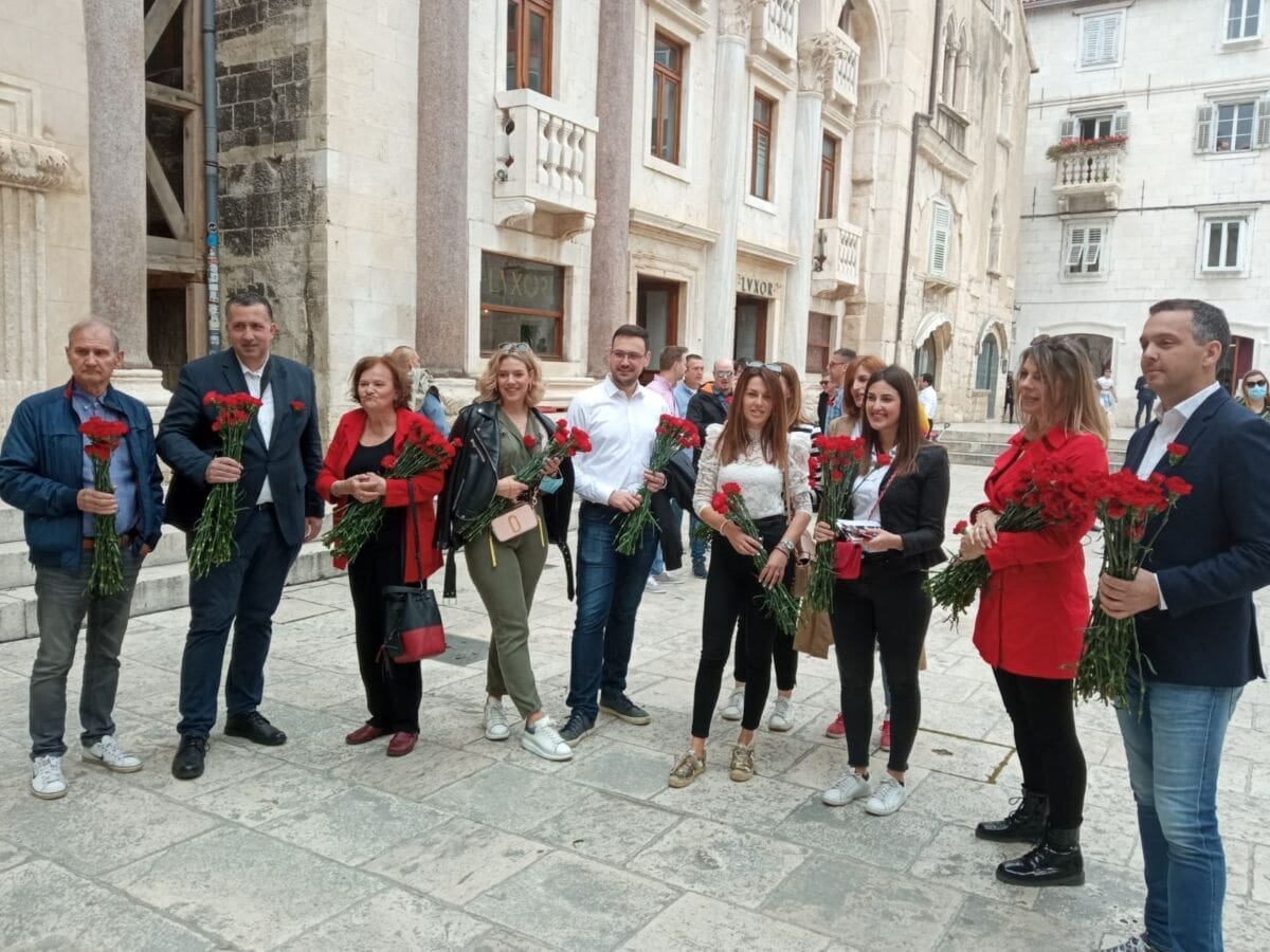 Na Peristilu se danas obilježio Praznik rada