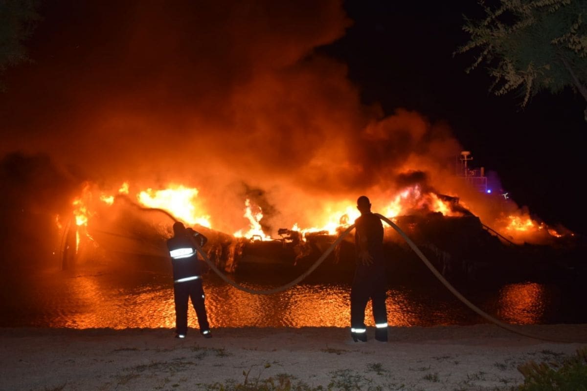 Vatrogasni zapovjednik Darko Maretić: 'Požar još nije lokaliziran'