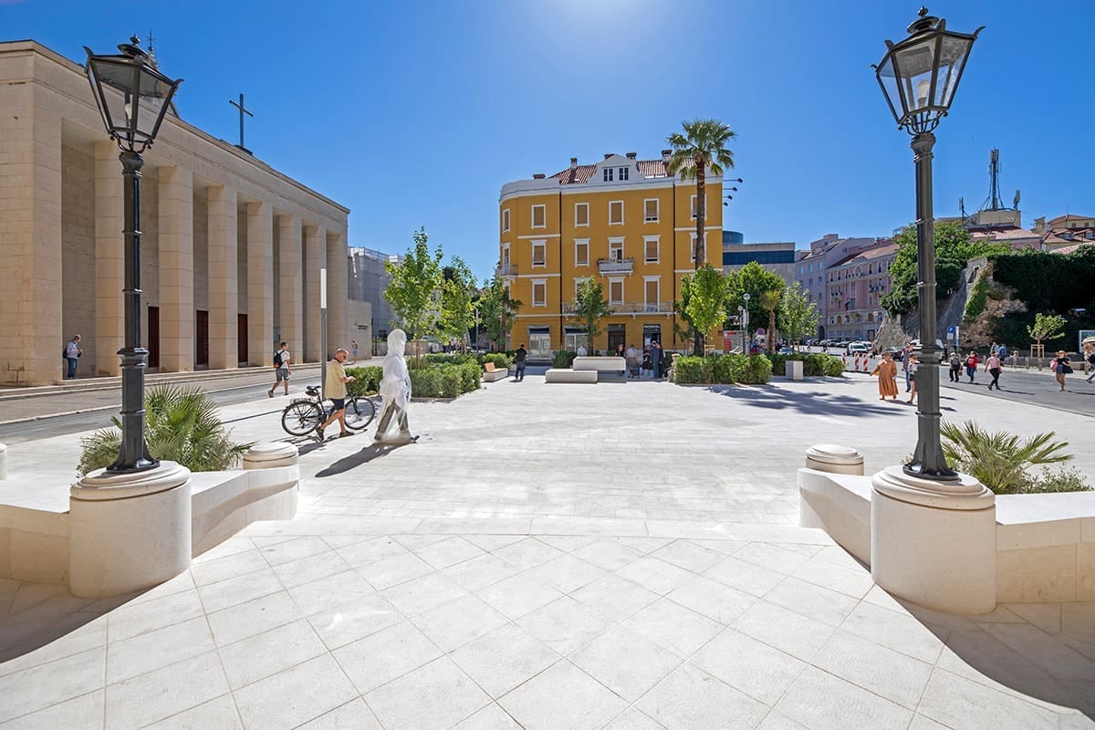 KONCERT I VATROMET Večeras se otvara novoobnovljeni Trg Gaje Bulata