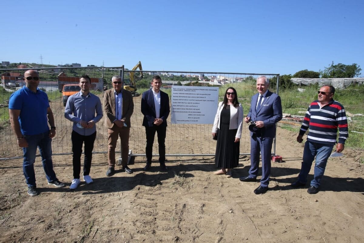 ROK DOVRŠETKA GODINA DANA 250 stanovnika Mejaša uskoro će dobiti kvalitetne priključke na vodoopskrbu i odvodnju