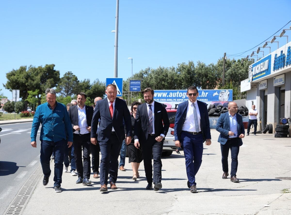 U Trogiru obilježen početak radova na trećoj ugovornoj fazi projekta „Poboljšanje vodno-komunalne infrastrukture aglomeracije Kaštela – Trogir“ vrijednih 111,4 milijuna kuna