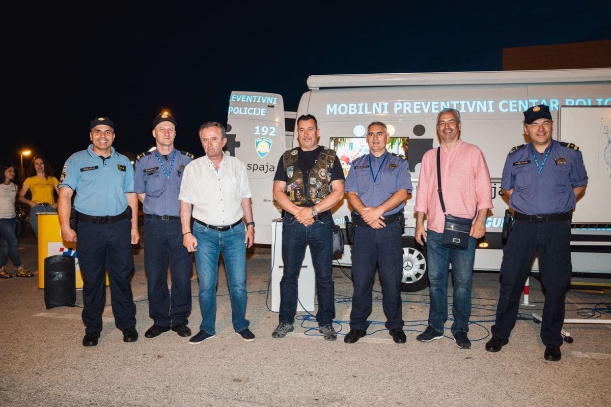 6-12-policija-akcija-prevencija-24
