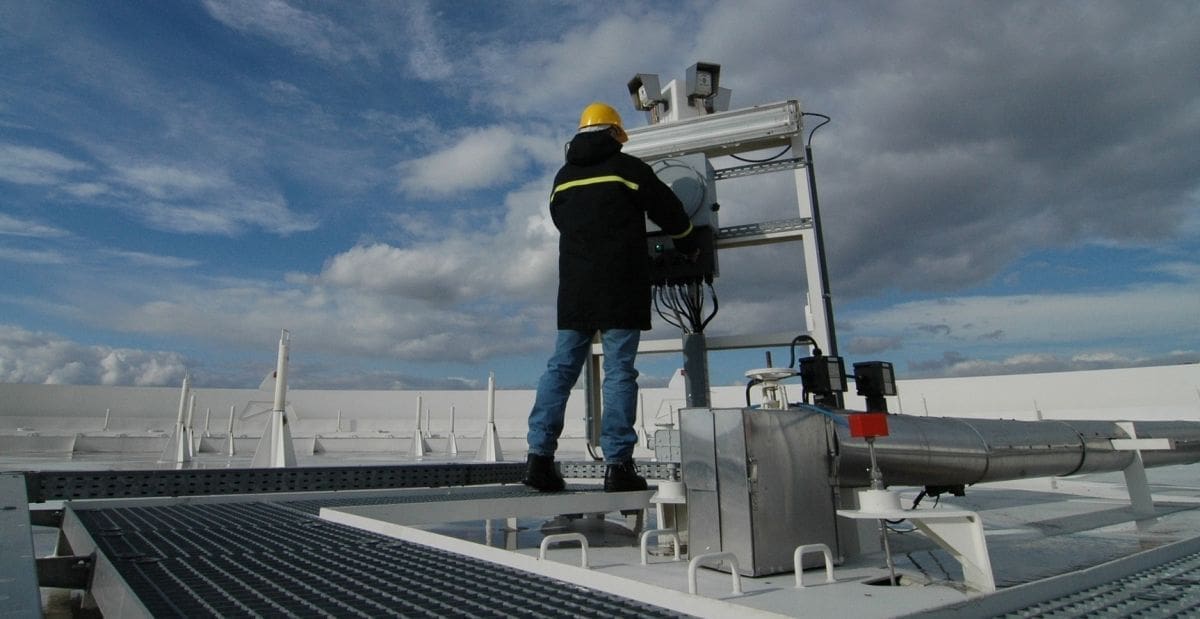 ČITATELJ IZ PRIMOŠTENA "Danima u dućanu ne radi klima. Radnice se tope u znoju i ispričavaju kupcima..."