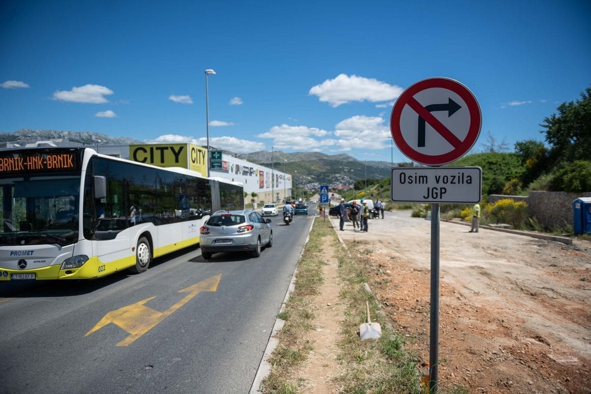 NASTAVLJENI RADOVI U VUKOVARSKOJ Trasa duga 500 metara koštat će 984 tisuće kuna
