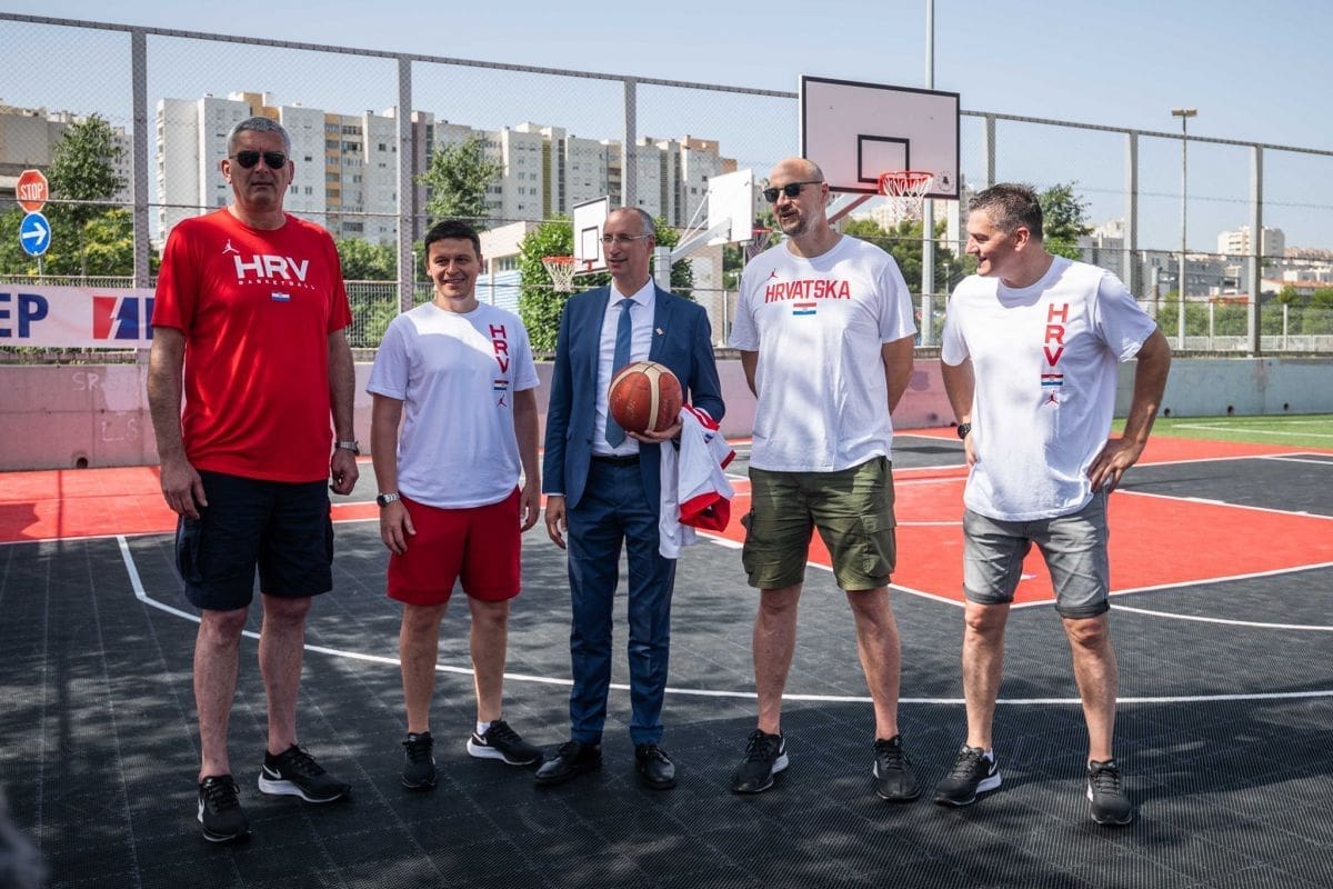 skola_kosarkasko_igraliste_neslanovac01