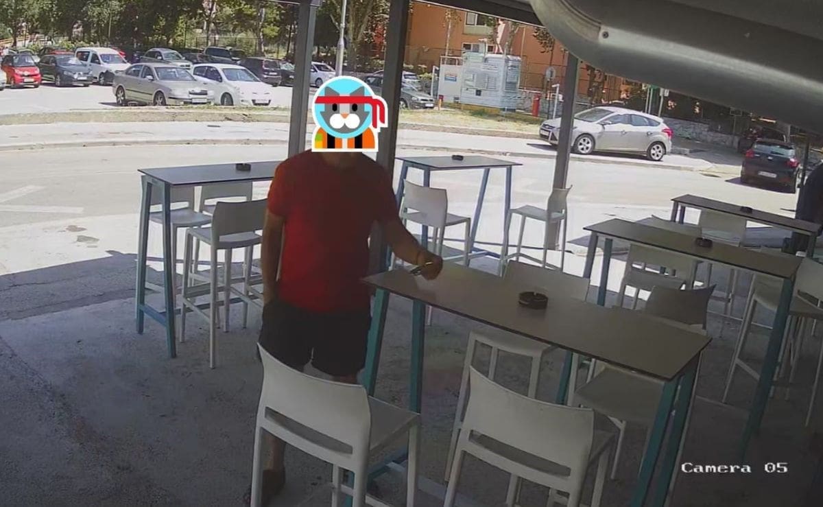 IZ SPLITSKOG FAST FOOD-a OBRATILI SE LOPOVU 'Imaš 24 sata da vratiš naočale ili ćemo u suprotnom...'