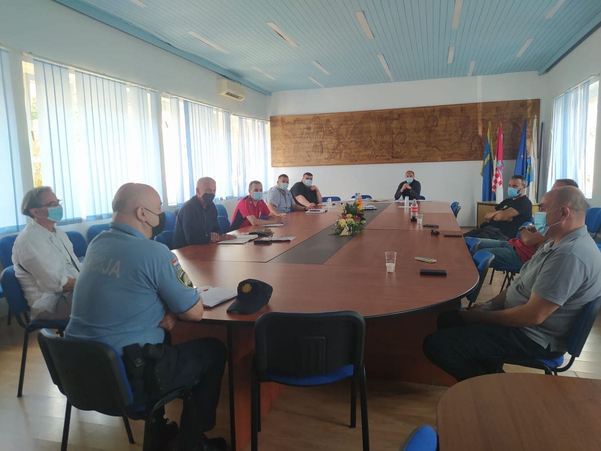 ODRŽANA SJEDNICA STOŽERA CZ U SINJU Tražit će produženje radnog vremena za Alku i Veliku Gospu