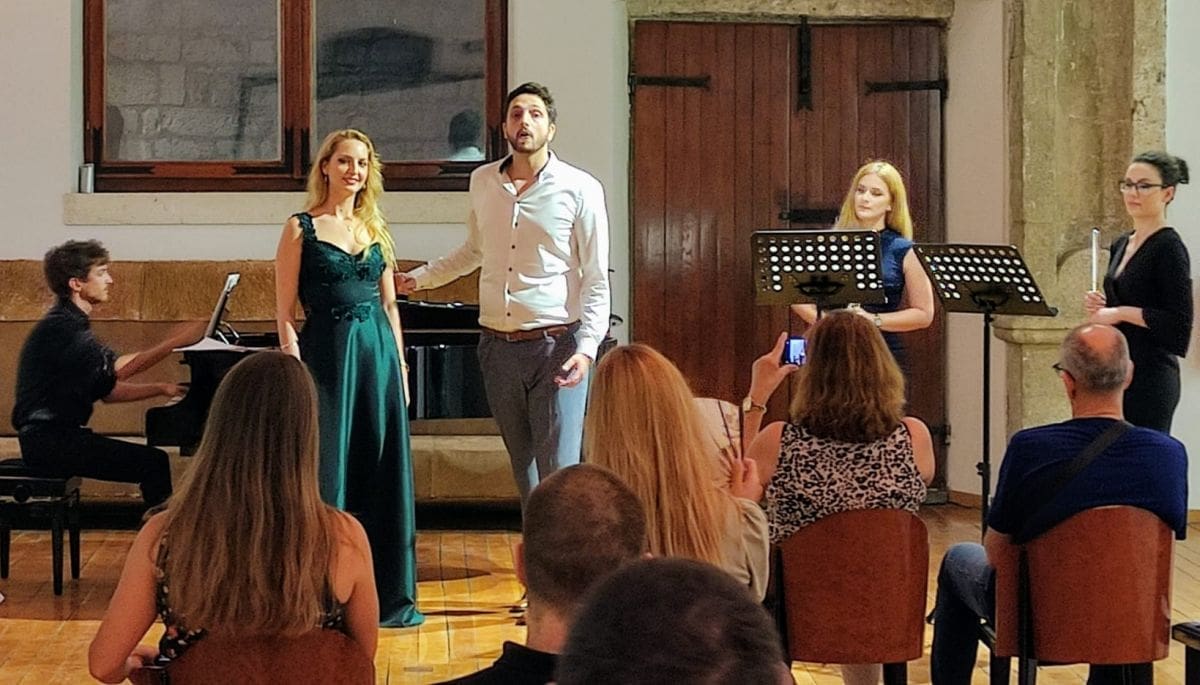 Održan koncert mladih glazbenika UMAS-a u sklopu Ljetnih čari klasične glazbe