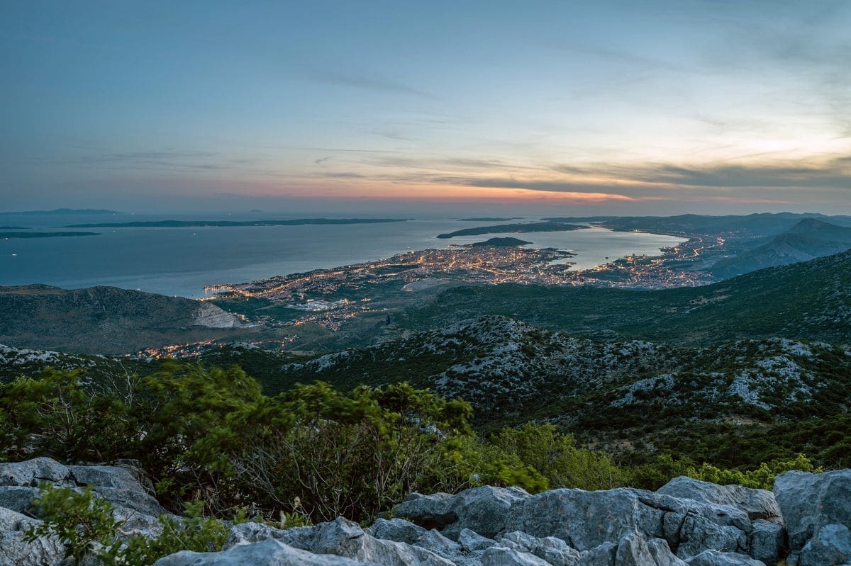 mosor_split_panorama_debelo_brdo01