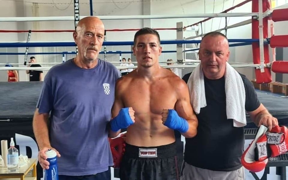 Nikica Radonić peti put prvak države, kickboksači Pit Bulla dominirali na državnom prvenstvu u Lovreću