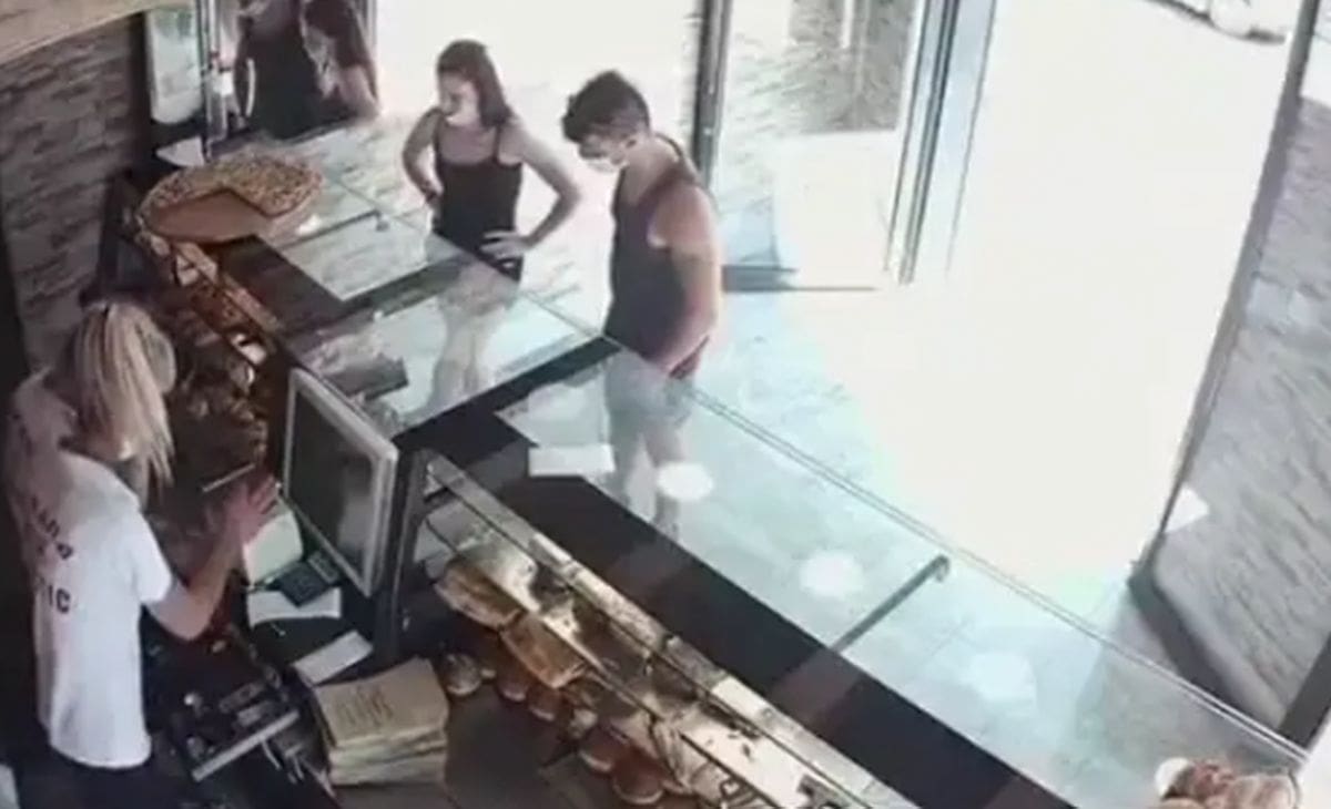 APEL IZ DALMATINSKE PEKARNICE 'Uz kruh i pecivo dobili ste i cijeli utržak. Budite pošteni i vratite'