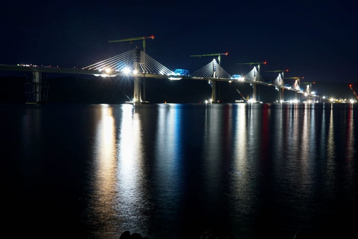 JOŠ SAMO MALO Zadnji segment konstrukcije Pelješkog mosta spojit će se 28. srpnja