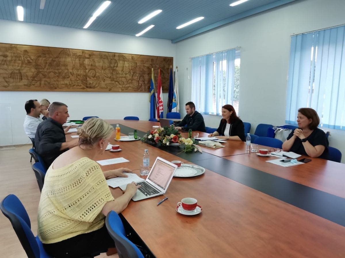 GRAD SINJ Održan sastanak o mogućim projektima Urbane aglomeracije Split