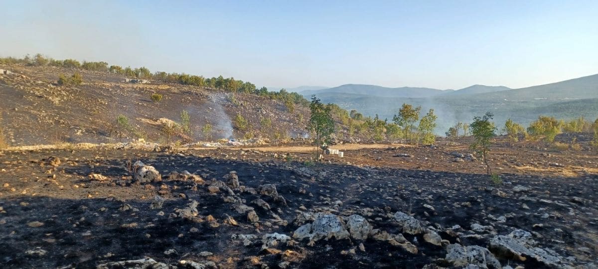 VELIKA BORBA GASITELJA Još uvijek gori u Zagori, zračne snage su na terenu: "Više od 40 vatrogasaca je na terenu"