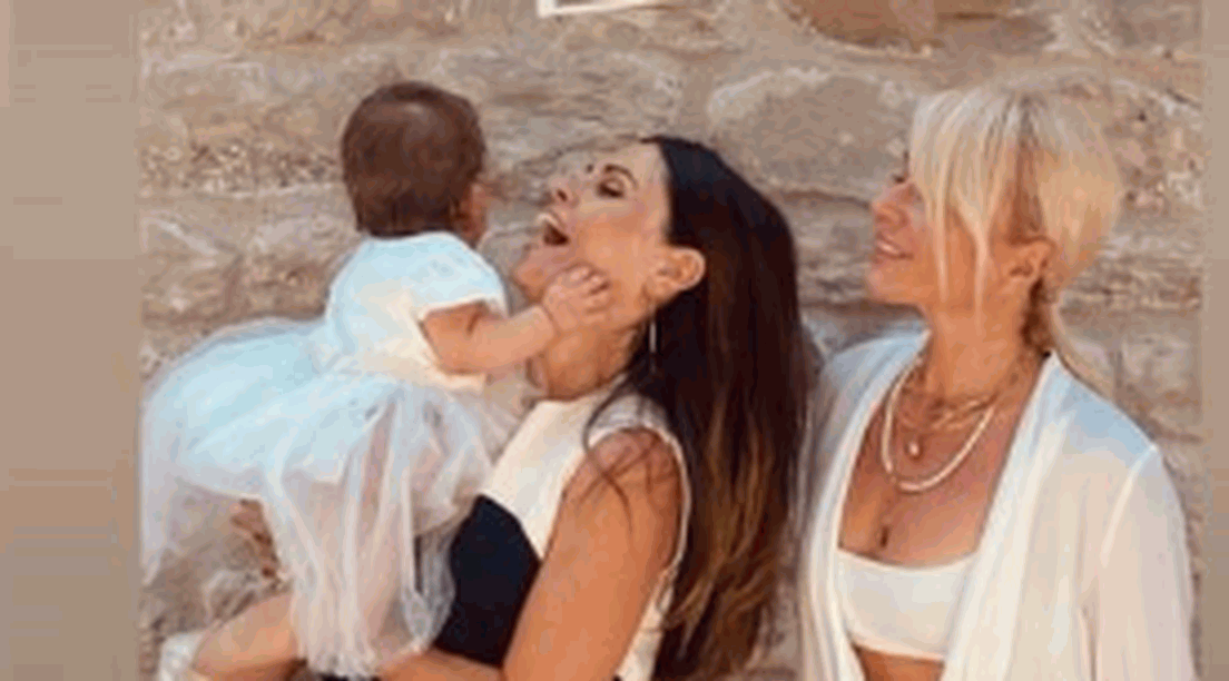 VELIKO SLAVLJE U OBITELJI BATINIĆ Poznata TV voditeljica krstila kćerkicu Rozu: "Čestitamo maloj princezi i mami"