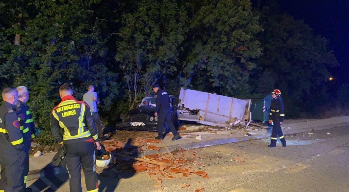 TEŠKA PROMETNA U ZAGORI Vozilo sletjelo s kolnika, jedna osoba bori se za život
