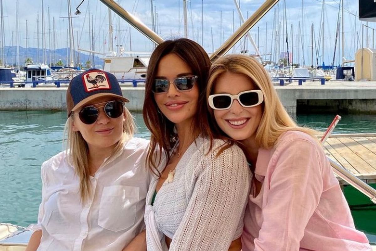 SEVERINA UŽIVA U DALMACIJI Objavila fotografiju sa Sonjom Dvornik i Vedranom Vasić: "O divote otputovati s njih dvi"