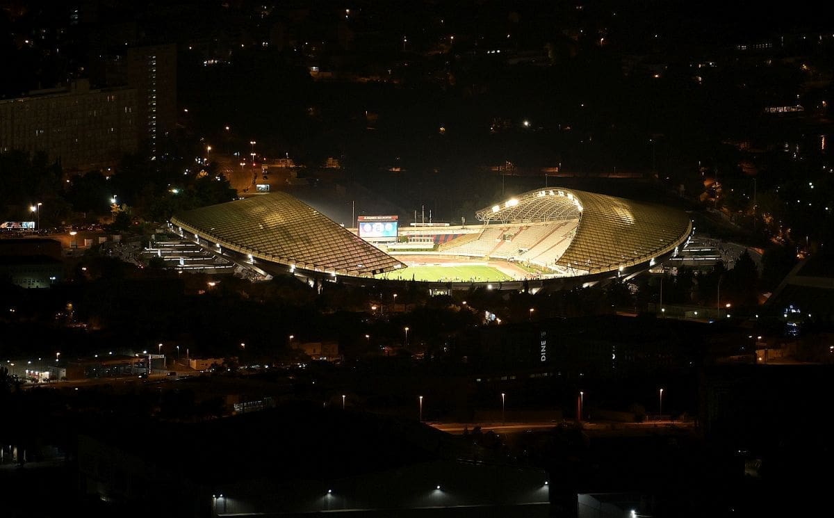 Vrh Sveti Jure na Kozjaku pruža vjerojatno najljepši pogled na Split, Kaštela i otoke: Donosimo predivne noćne kadrove