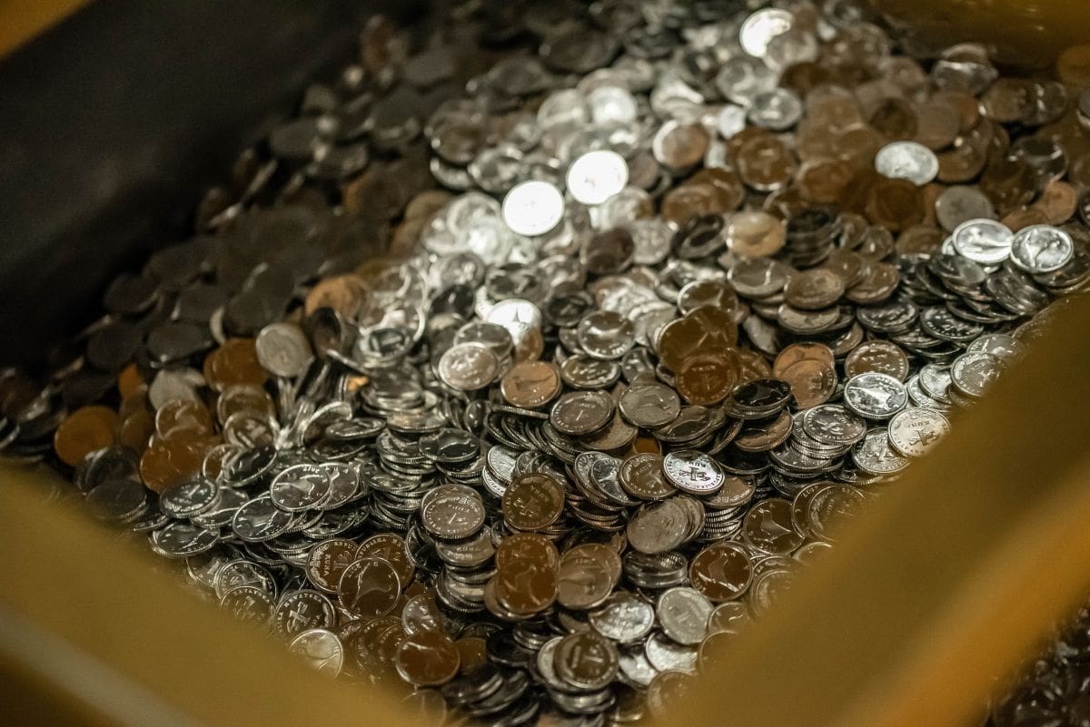 Vječno pitanje - gdje pohraniti investicijske zlatnike i srebrnjake?