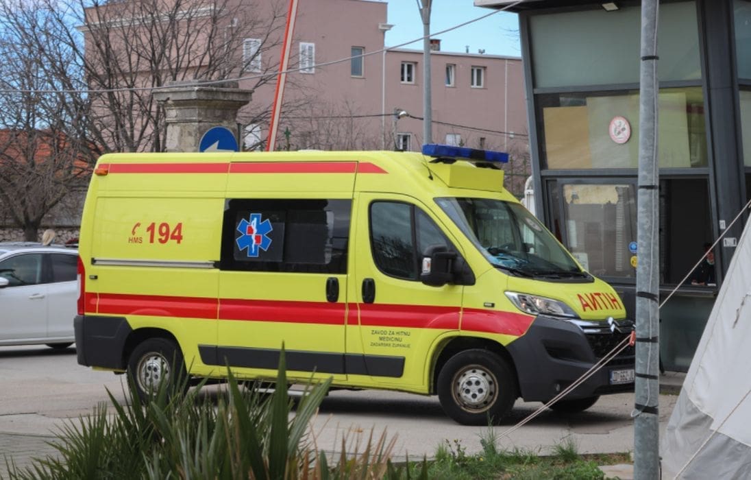 "UBIO SAM JE, ŠTO SU MI NAPRAVILI" Bolnica u Dalmaciji ženu ovisnu o kisiku otpustila kući bez boce kisika i liječnika