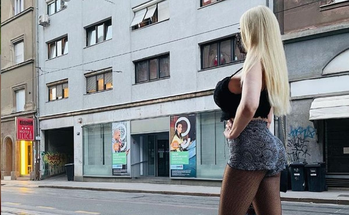 Vlasnica najvećih grudi u Hrvatskoj u panici: "Šire se intimne slike koje sam slala mužu nakon operacije grudi"