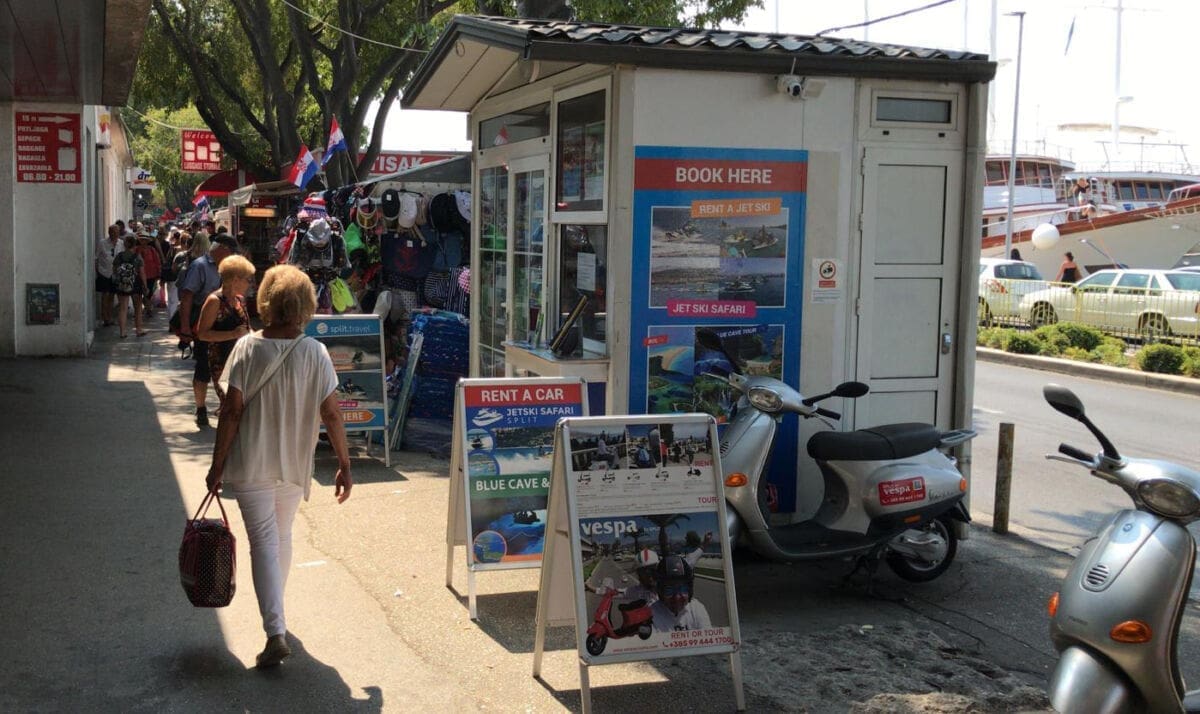 ŽALBA NE ODGAĐA RJEŠENJE Već "sutra" se mogu ukloniti ilegalni objekti s Istočne obale, ali će se to napraviti po Zakonu o komunalnom gospodarstvu