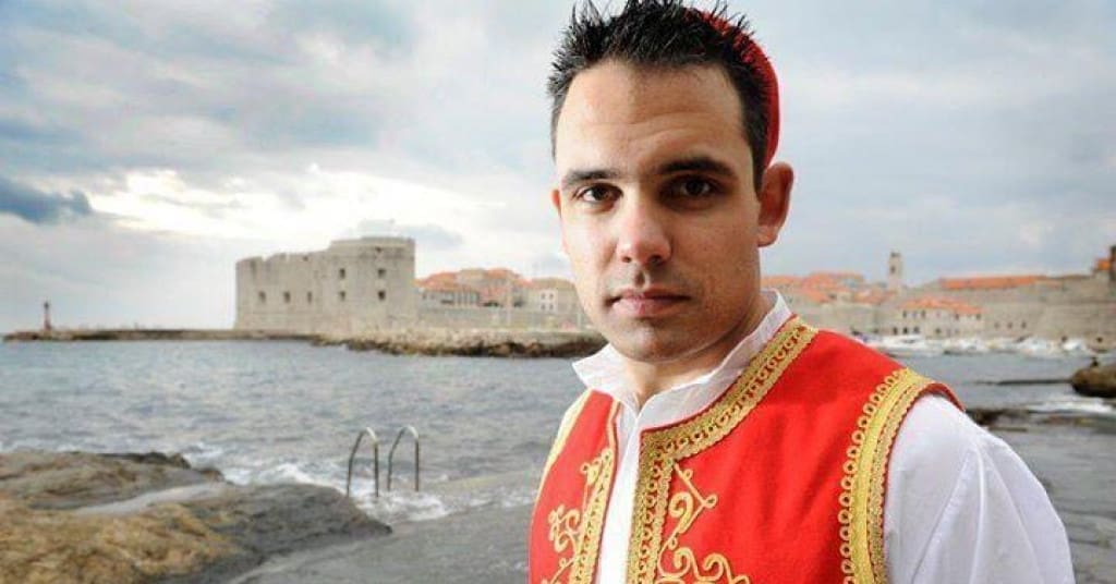 POPULARNA HTV-ova EMISIJA DOBIVA POJAČANJE Svestrani dalmatinski novinar, glazbenik i tekstopisac budit će građane: "Ova prilika se ne propušta"