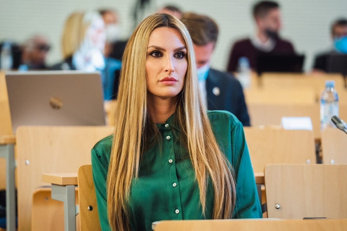 RELATA KOMENTIRALA DUBROVAČKU ODVJETNICU: "Živio nama naš Bojan, Kneževićkin narodni heroj novog doba"