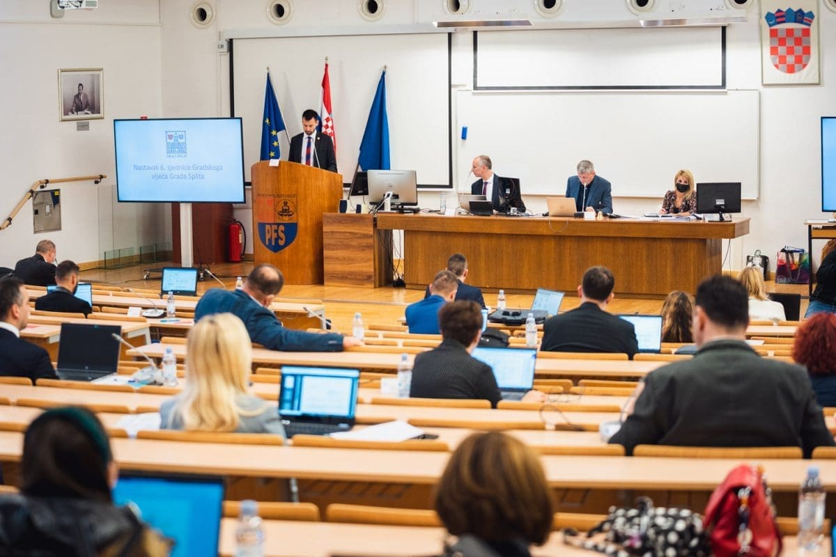 KRAJ TRZAVICAMA Imenovano upravno vijeće javne ustanove "Športski objekti Split"