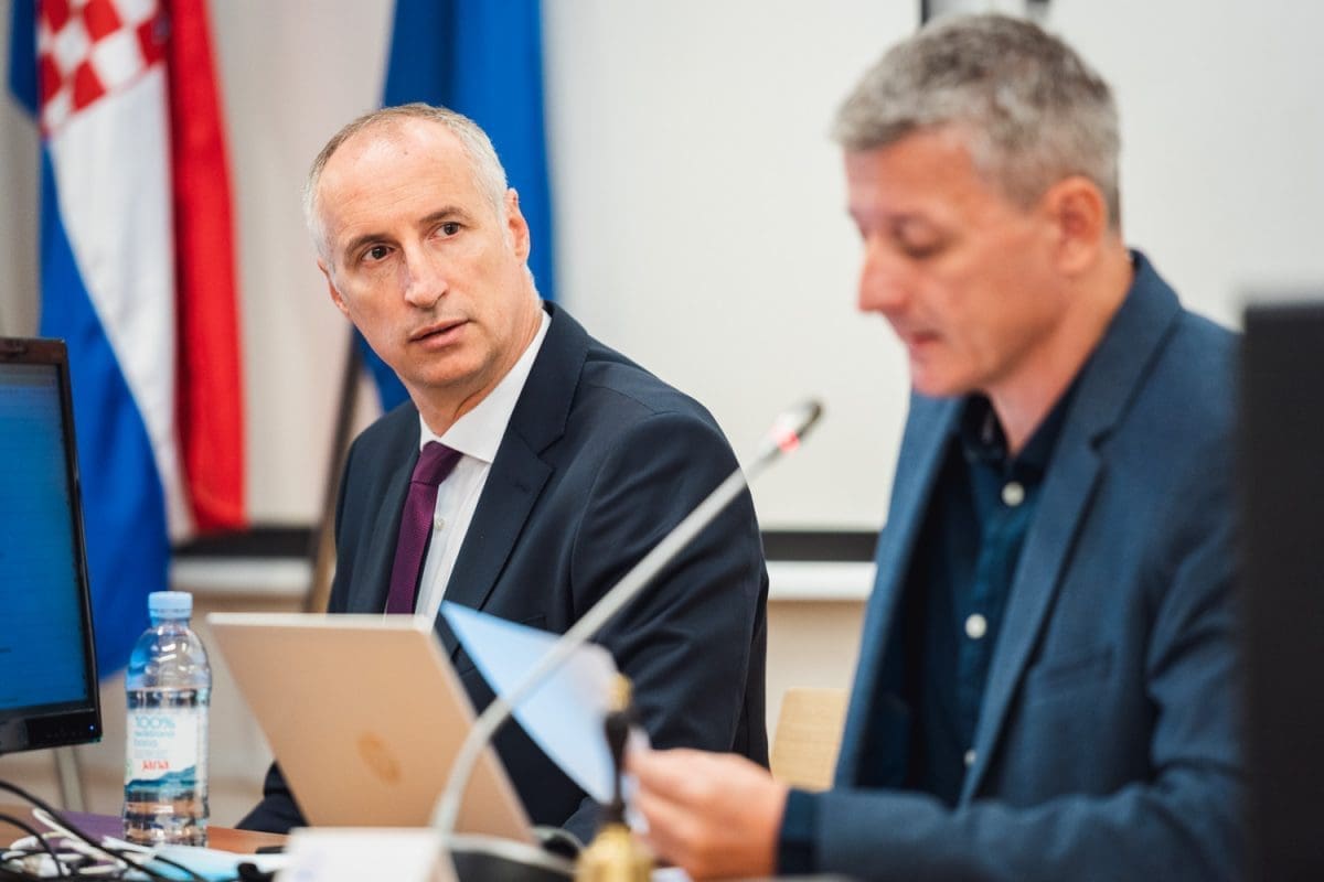 OBJAVLJENI REZULTATI PROJEKTA 'Najviše neispunjenih i najmanje ispunjenih predizbornih obećanja, ako gledamo velike gradove, ima Ivica Puljak'