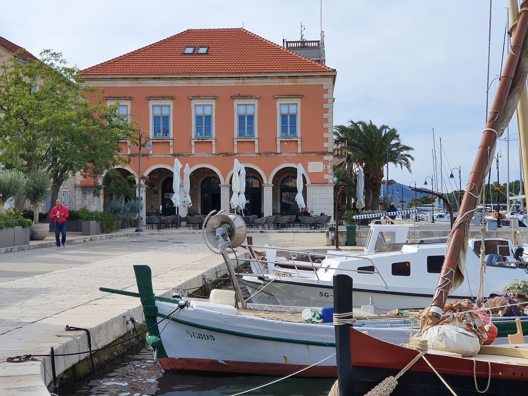 Na Hvaru predstavljen Akcijski plan i Odluka projekta For Plastic-Free Croatian Islands