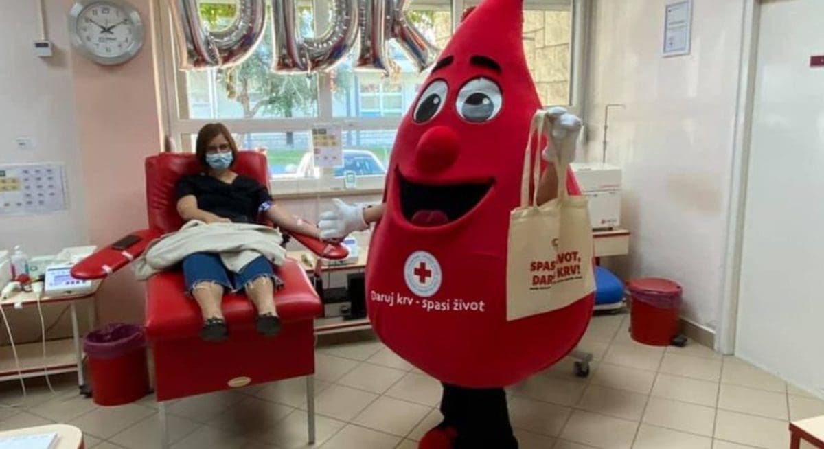 MARIJANA PULJAK DAROVALA KRV: "Evo me na mojoj prvoj akciji, pokušavala sam nekoliko puta ranije davati krv"