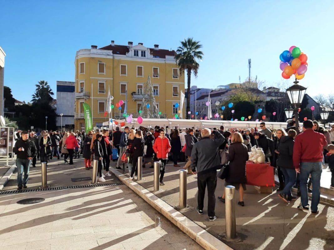 "A DI SI TI?" Jubilarna, dvadeseta humanitarna akcija u organizaciji udruge MoSt vraća se na splitsku Rivu