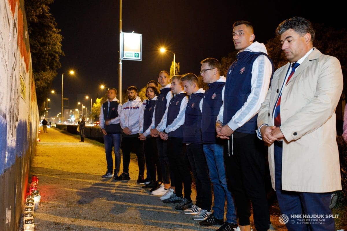 Hajdukova delegacija odala počast Vukovaru