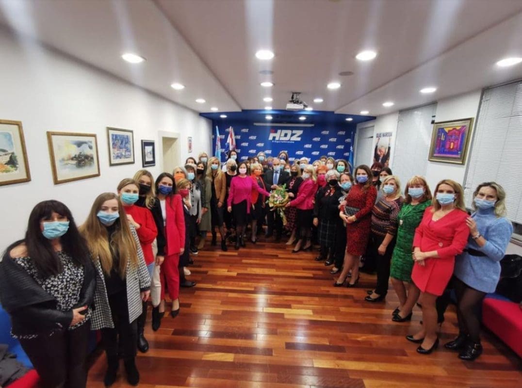 TREĆI MANDAT NA OVOJ FUNKCIJI Danica Baričević opet na čelu Zajednice žena HDZ-a "Katarina Zrinski" SDŽ
