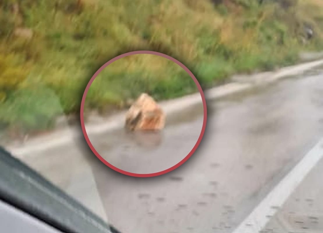 IZBJEGNUTA TRAGEDIJA Vozač na istoku Splita: "Pala je teška stijena deset metara ispred mene. Neću zamišljati što bi bilo da je pala na auto"