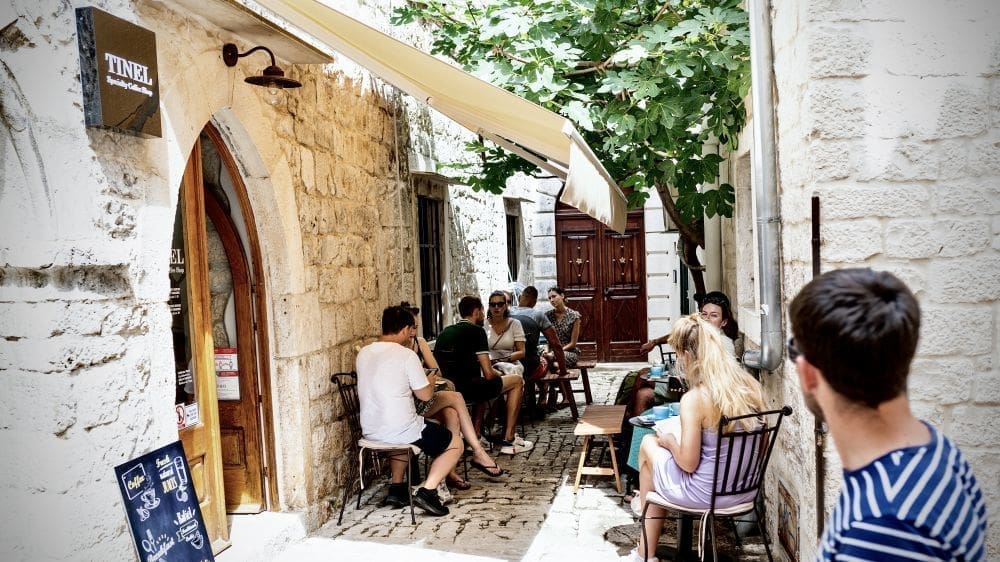 Voditelj popularnog trogirskog Tinela: Nakon što smo sugrađanima otkrili svijet vrhunske kave okrenuli smo se zimi i organizaciji Adventa koji će otvoriti Zsa Zsa