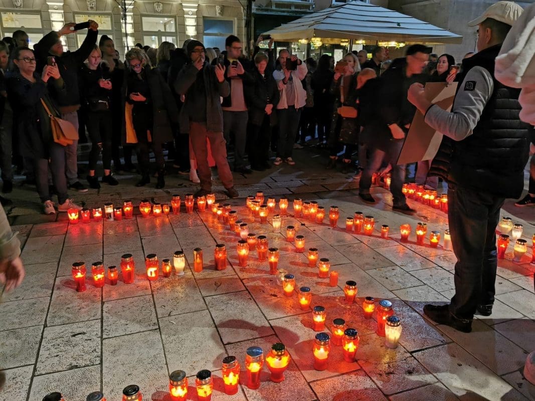 pjaca-prosvjed-split-covid-mjere (22)