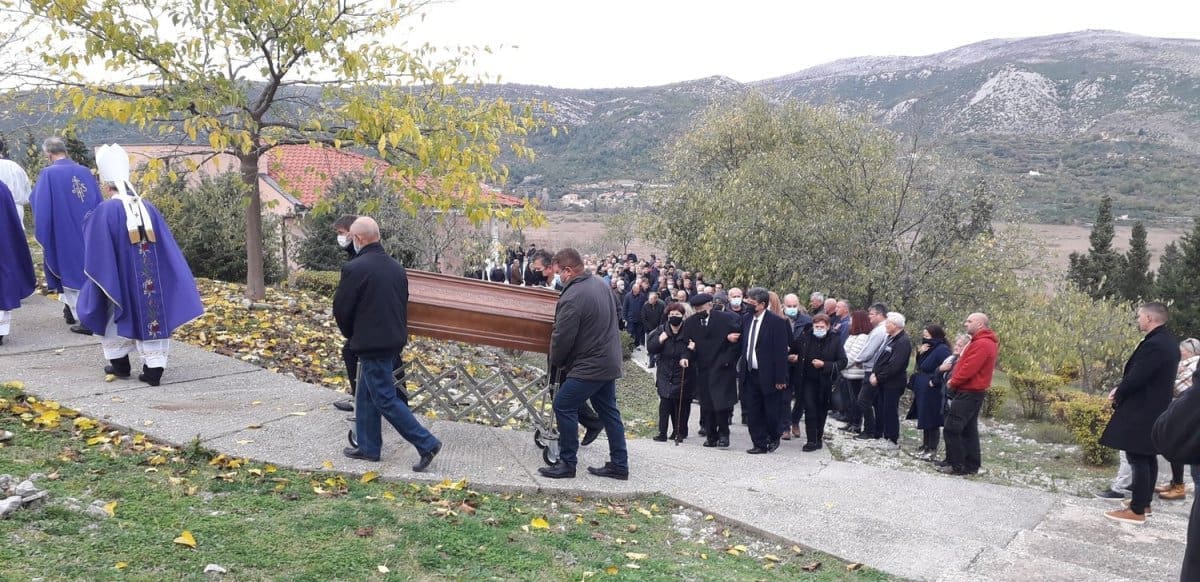 Pogreb don Stanka Pejara: "S ljudima je dijelio radosti i poteškoće"