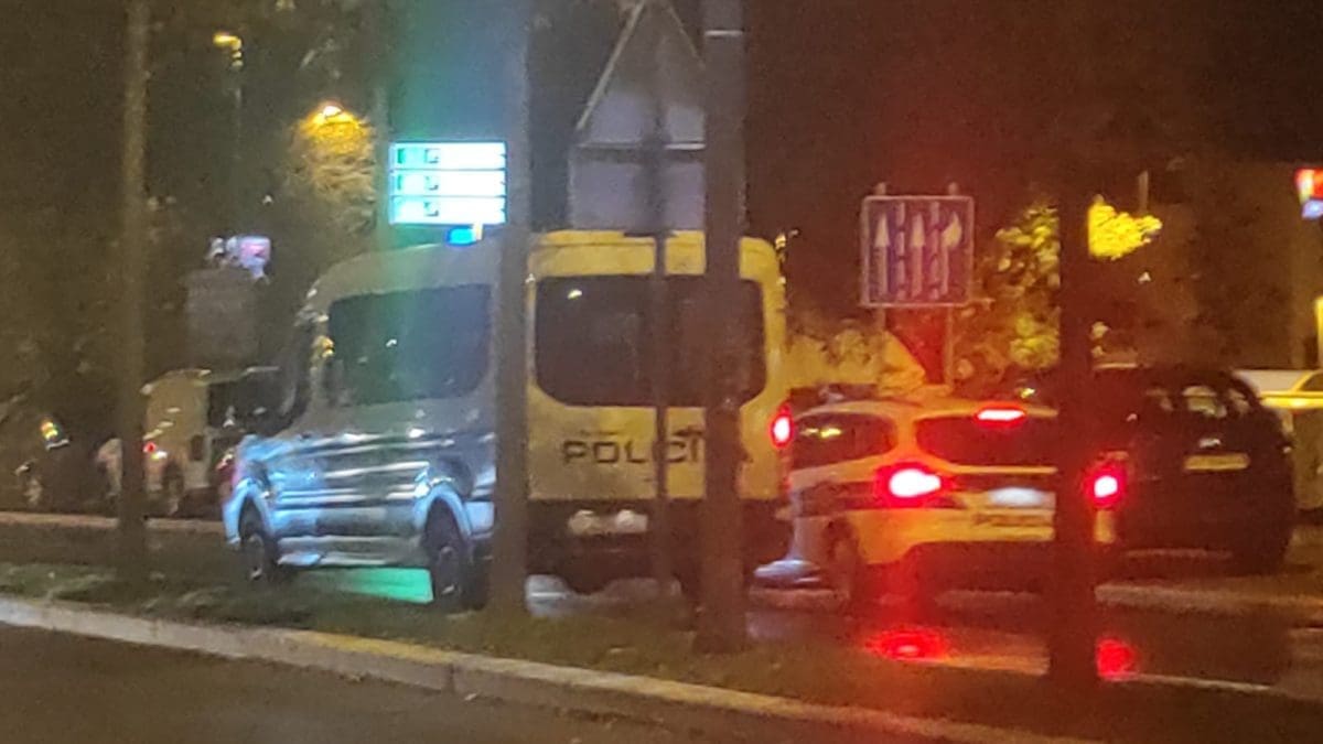policija kod prerade (1)