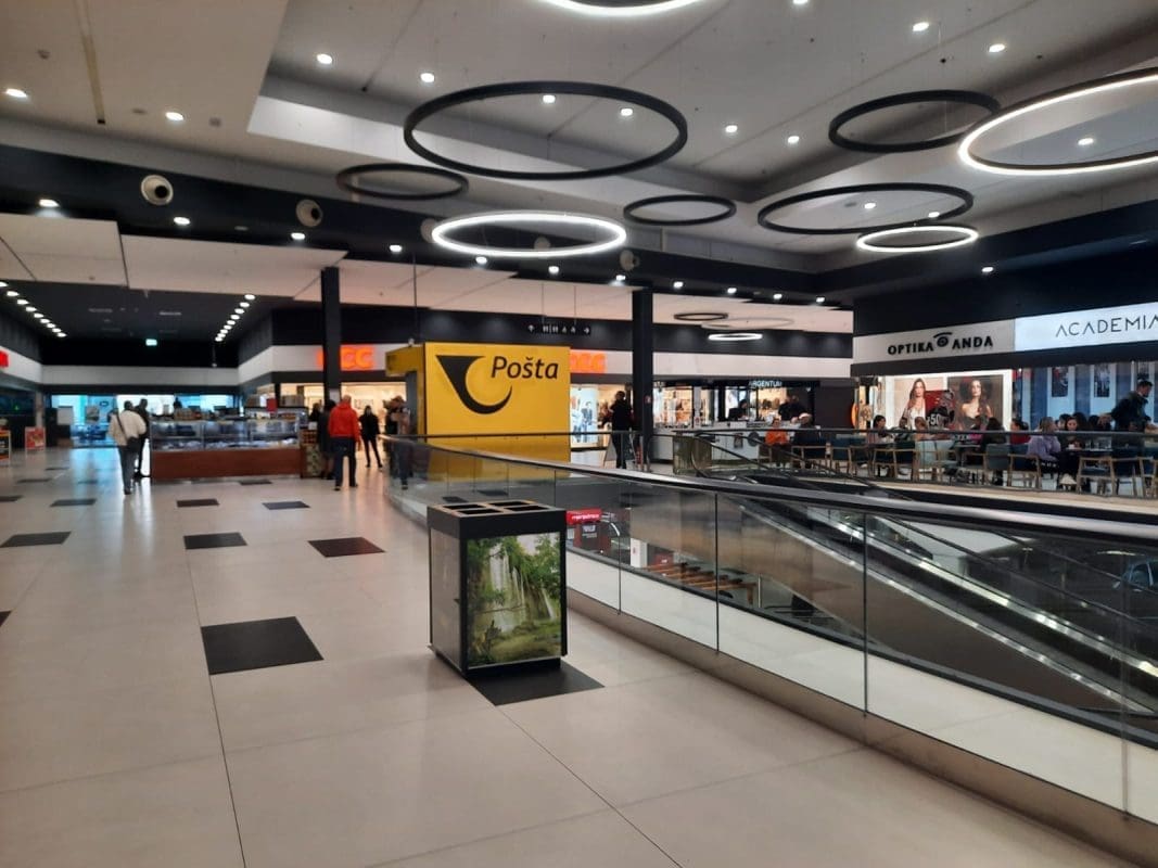 'ZA MIR U UKRAJINI' Hrvatska pošta napravila marku u potpore Ukrajini, pogledajte kako izgleda