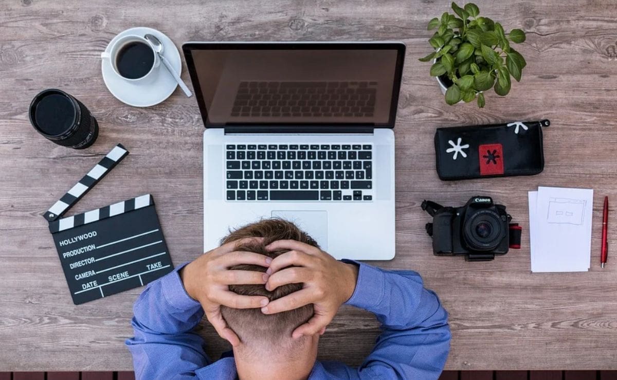 ANKETA Portugal je zabranio šefovima da radnike zovu nakon posla. Treba li se isti zakon uvesti u Hrvatskoj?