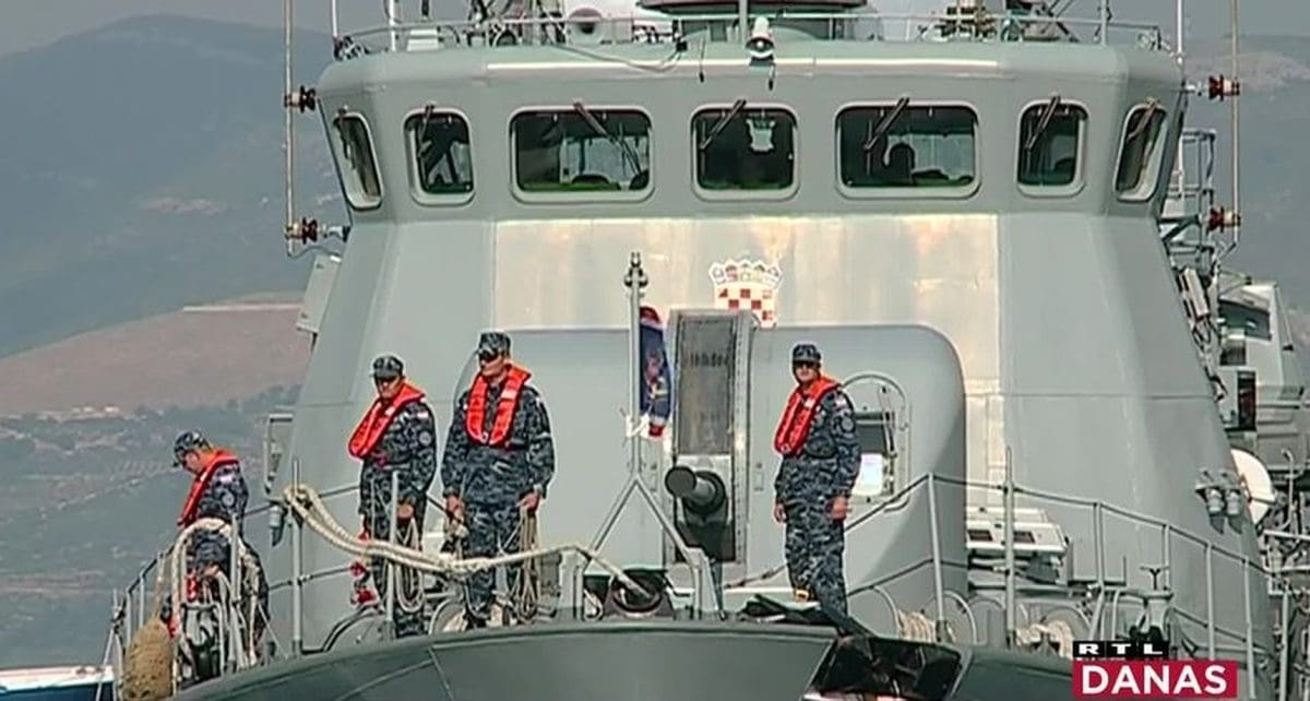 Crkva objasnila zašto je biskupima trebala raketna topovnjača: 'Bila je subota, krizme, ređenje...'