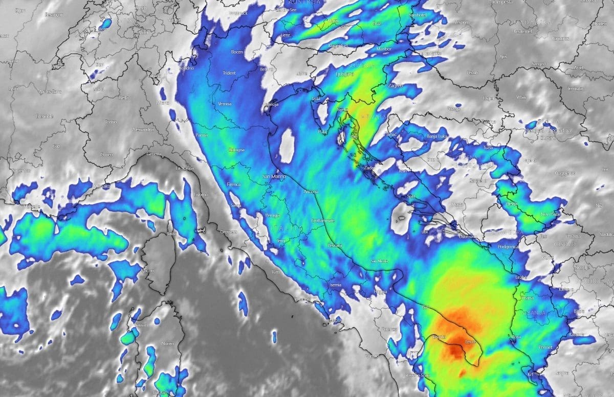 STIGLA SREDOZEMNA CIKLONA Izdano narančasto upozorenje: Uz obalu je moguća ciklonalna plima