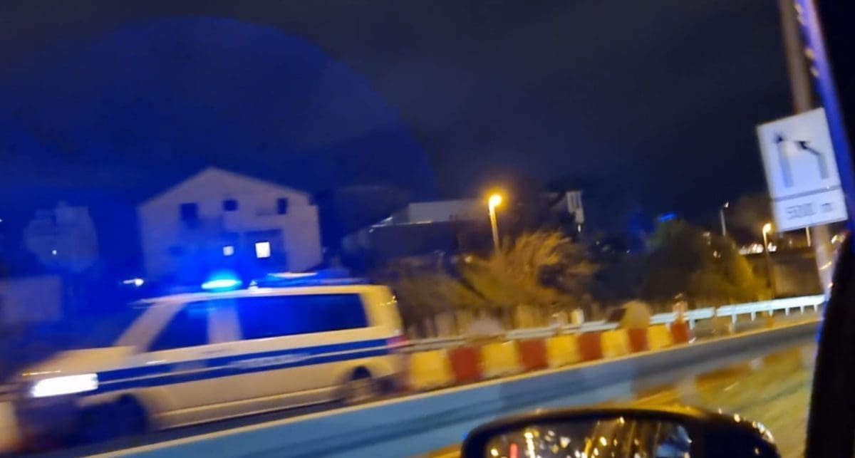 PROMETNA NA NADVOŽNJAKU NA IZLAZU IZ SPLITA Sudarili se dva auta, ovo je druga nesreća u nekoliko dana na istom mjestu