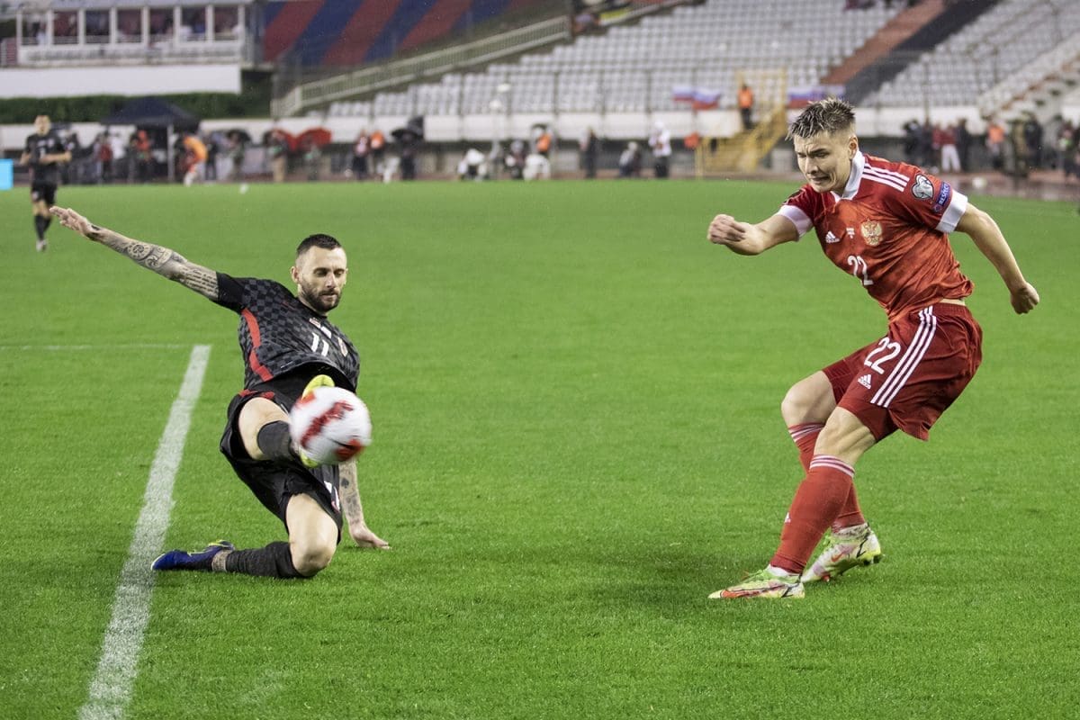 Brozović zbog ozljede izašao u 16. minuti. Hoće li biti spreman za SP?