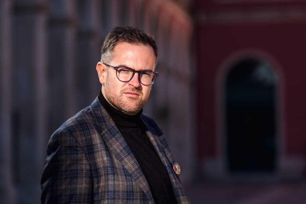 "Ima li pomaka u dogovorima s Općinom Klis oko realizacije azila?"