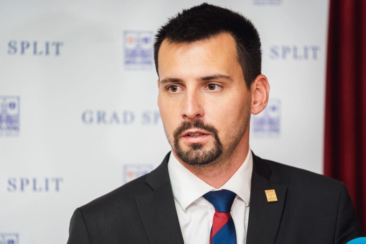 Ivošević nakon kazne Hajduku: "Ništa što se događa na tom stadionu nema veze s Romima, već isključivo s 'velikim Hrvatima' koji bi rođenu mater prodali za šaku zobi"